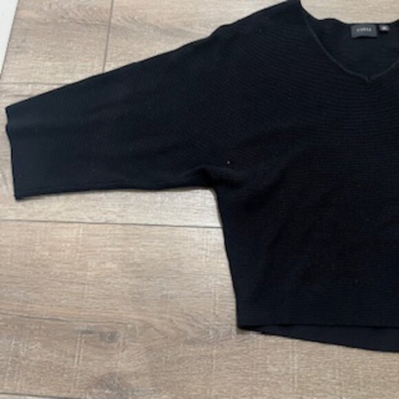 NEW Cyrus Black Women’s Sweater Size Small Ragland Sleeves Cropped Relaxed Fit - Picture 8 of 12